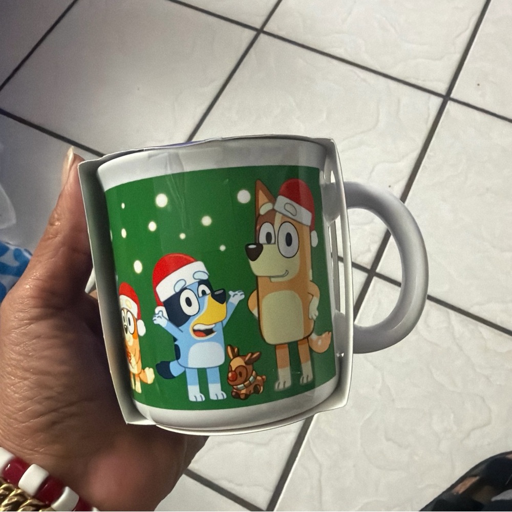 New Bluey And Frinends MUG WITH HOT COCOA